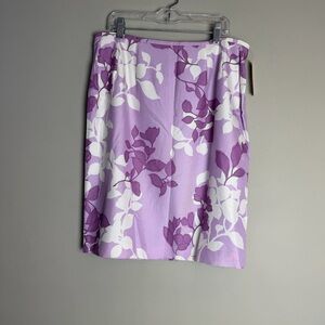 Amanda Smith Purple and Cream Floral Print Silk Skirt Size 12P